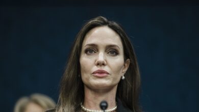 La actriz Angelina Jolie critica la censura en EE.UU. tras la cancelación de Jimmy Kimmel