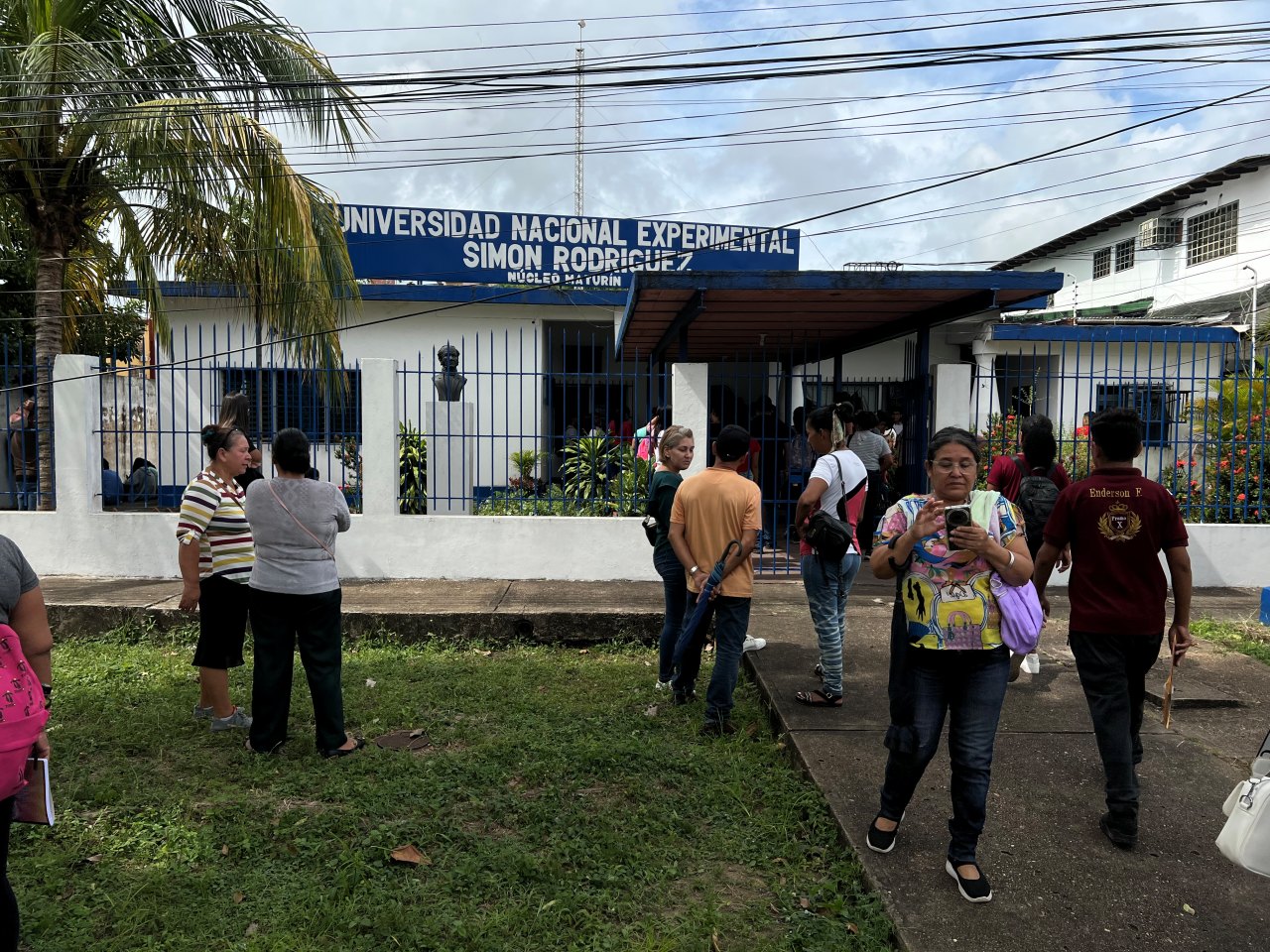 Inicia proceso de inscripción para estudiantes nuevo ingreso en la Universidad Simón Rodríguez