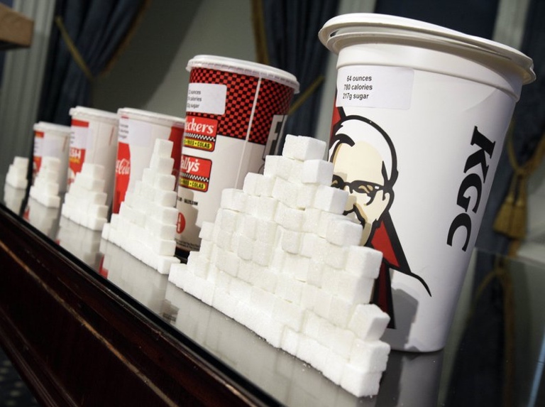México creará un fondo de salud con los impuestos a los refrescos y el tabaco