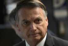 Defensa de Jair Bolsonaro solicita revocar su prisión domiciliaria en Brasil