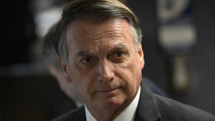 Defensa de Jair Bolsonaro solicita revocar su prisión domiciliaria en Brasil
