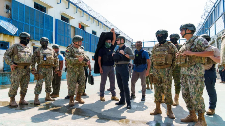 Ecuador: 14 muertos y 14 heridos tras enfrentamiento entre bandas rivales