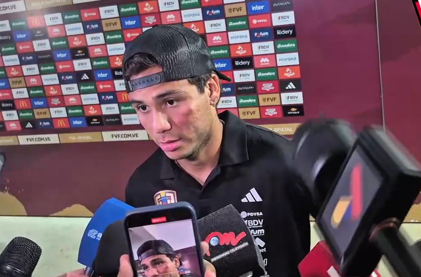 Telasco Segovia se disculpa con Venezuela tras la derrota que acabó con el sueño mundialista