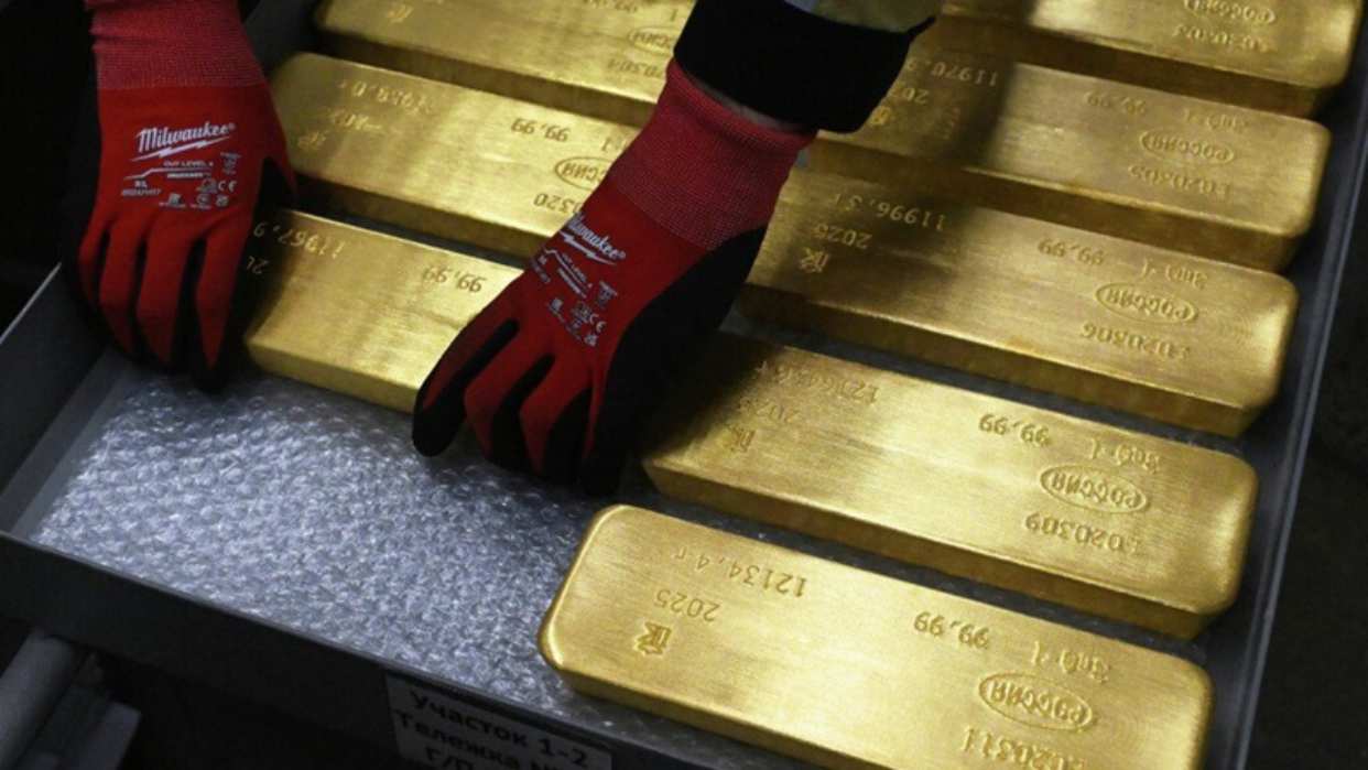 El oro alcanza un nuevo máximo histórico de $3,751 por onza