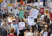 Manifestantes en Londres y Windsor rechazan la visita de Estado de Donald Trump