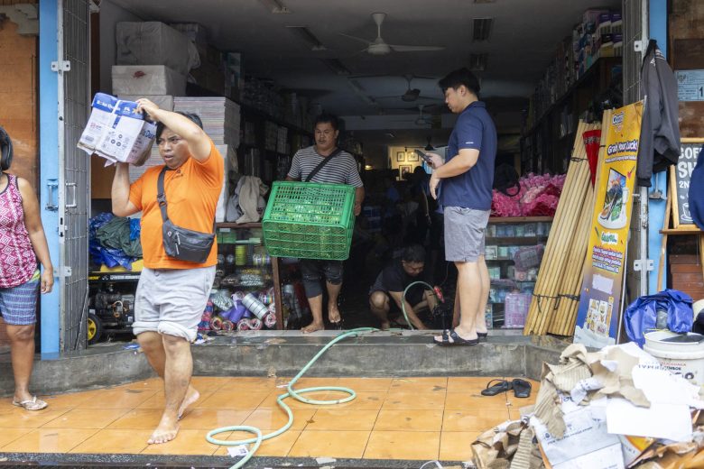 Indonesia enfrenta las consecuencias de inundaciones que dejan al menos seis muertos