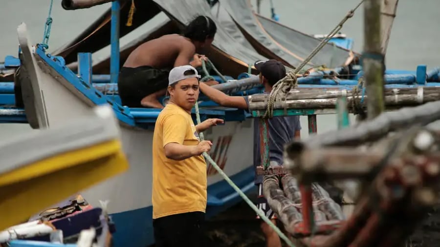 Tormenta Bualoi deja cuatro muertos y 433.000 evacuados en Filipinas, que aún se recupera de Ragasa