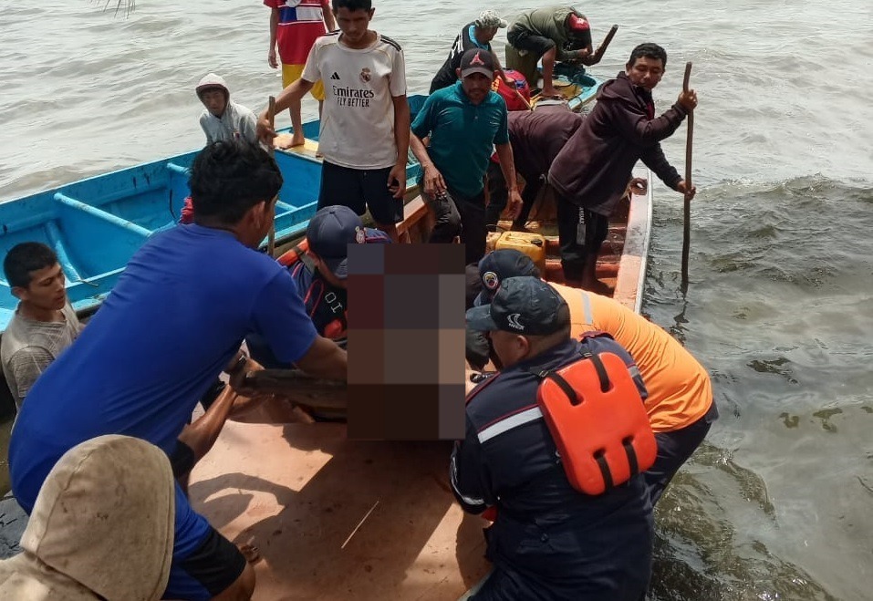 Temporal de lluvia y viento causa el naufragio de lanchas en el Lago de Maracaibo y deja cuatro muertos