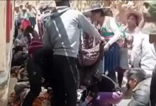 16 víctimas mortales tras caer un autobús a 600 metros de profundidad en Bolivia
