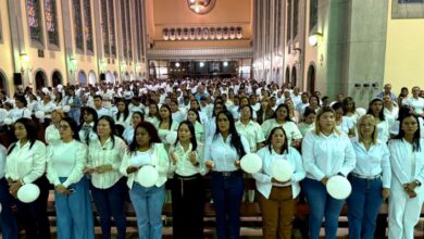 1.500 mujeres de Monagas claman por la paz de Venezuela en la Catedral de Maturín