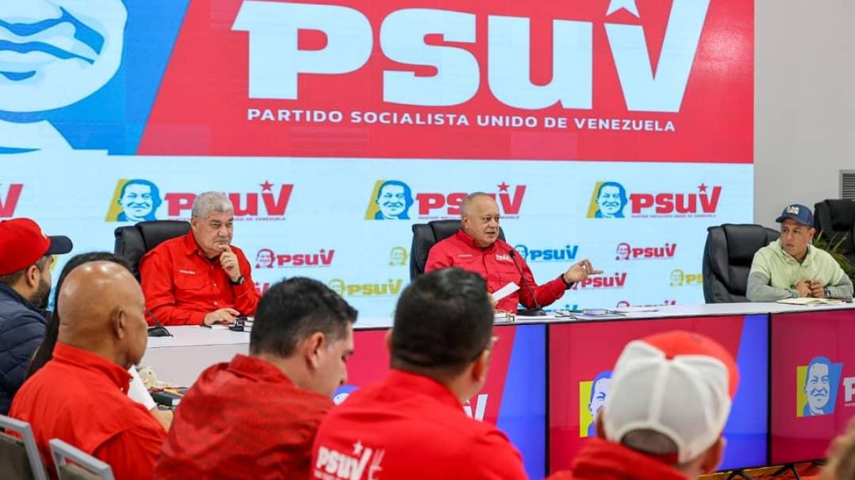 Diosdado Cabello asegura que Venezuela no produce ni trafica drogas, defendiendo la Diplomacia de Paz