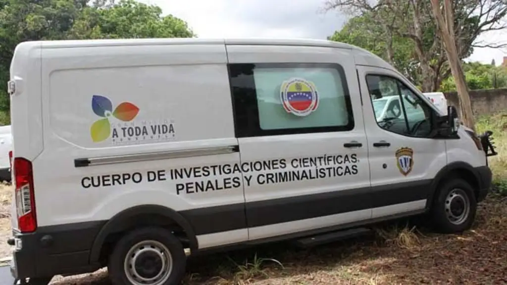 Madre encuentra el cuerpo sin vida de su hija en su vivienda tras un regaño en una fiesta