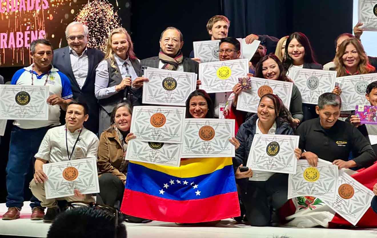 ¡Orgullo Nacional! Cacao venezolano gana cuatro premios de origen en el prestigioso Salón del Chocolate de París 2025