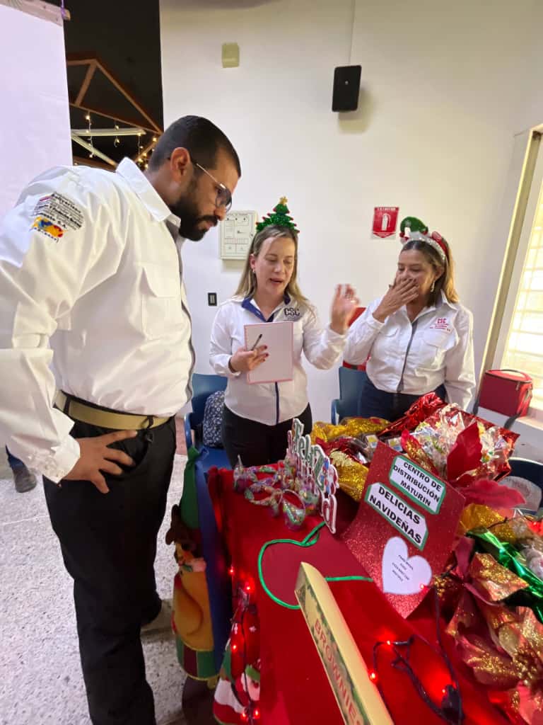 Cementera Cerro Azul encendió la Navidad junto a sus trabajadores
