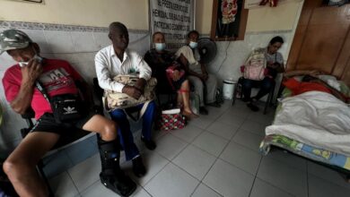 Pacientes de diálisis en Maturín piden arreglo de máquinas y dotación de sillas