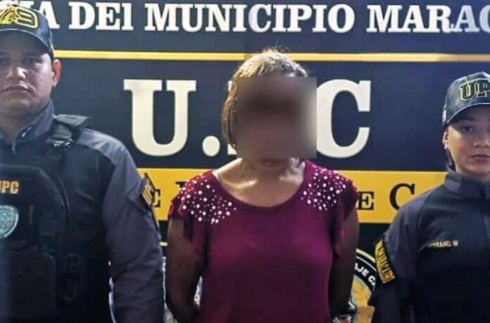 Detienen a mujer que mantenía a un perro encadenado y en condiciones deplorables
