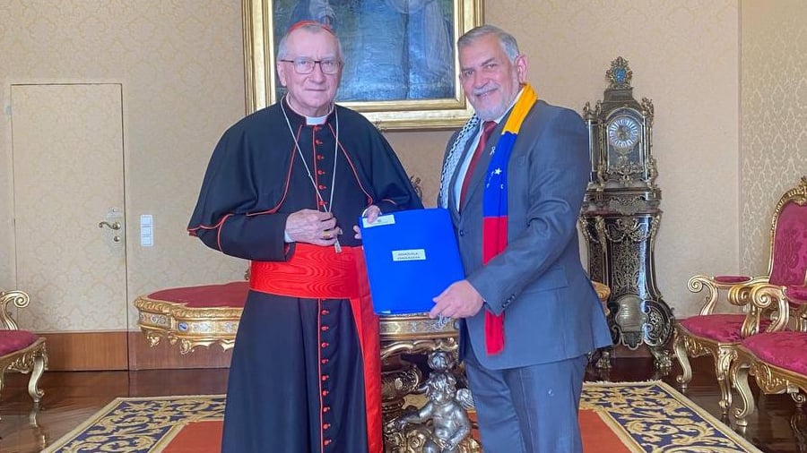 Maduro envía carta al Papa León XIV y solicita su apoyo para consolidar la paz en Venezuela