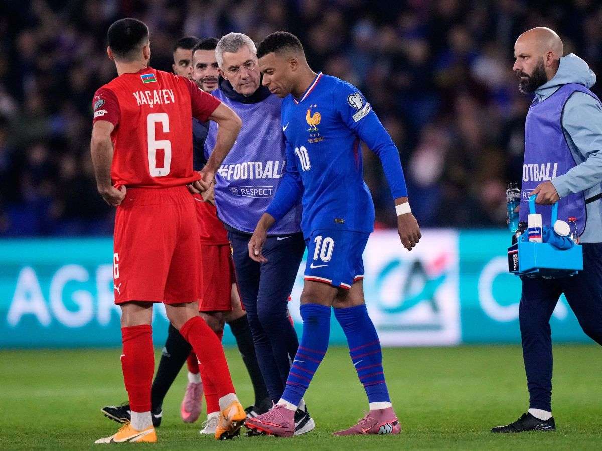 Mbappé abandona la concentración de Francia por lesión en el tobillo