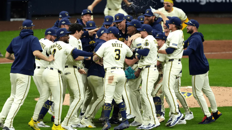 Milwaukee elimina a Cachorros y se enfrenta a Dodgers en la final