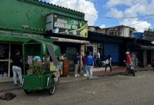 Casi 30 comercios llevan una semana sin luz 220 en la calle Chimborazo de Maturín