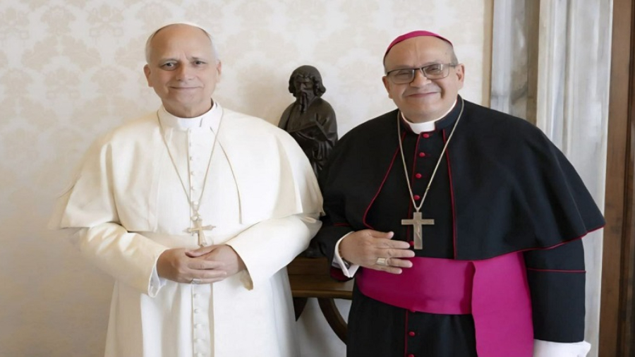 Papa León XIV recibe al obispo Tulio Ramírez de la Diócesis de Guarenas en el Vaticano