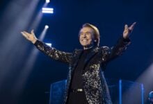 Raphael cancela su concierto en Murcia por bronquitis y lo reprograma para mayo de 2026