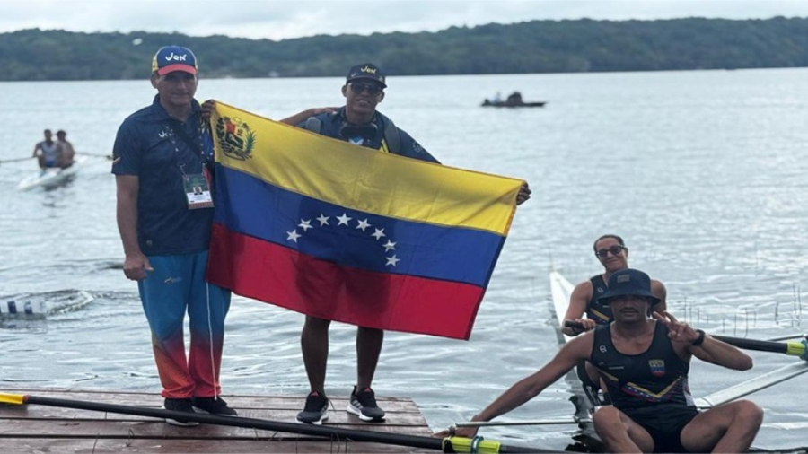 Remo venezolano conquista cuatro medallas de oro rumbo a los CAC 2026
