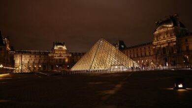 Robo en el Museo del Louvre de París
