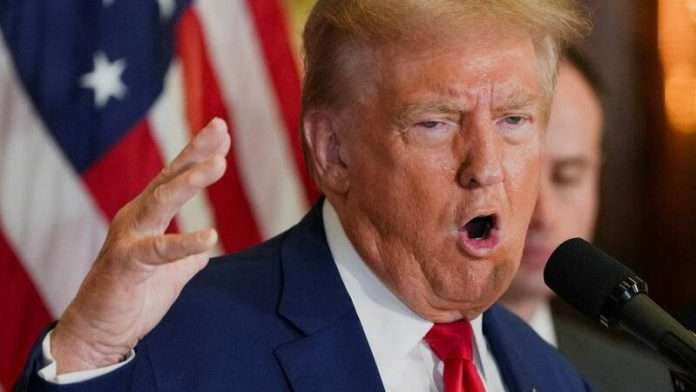 Jueza ordena a la administración Trump detener despidos masivos de 10 mil trabajadores federales