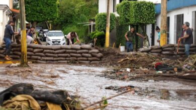 Sube a 24 la cifra de muertos por inundaciones en México