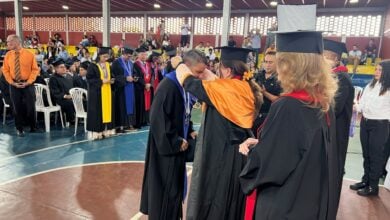 UDO Monagas impone medalla a 100 profesionales de posgrado y pregrado