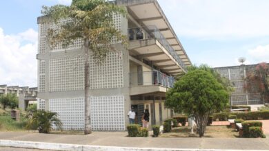 Estudiantes de la UPEL gastan hasta seis pasajes diarios para ir a clases
