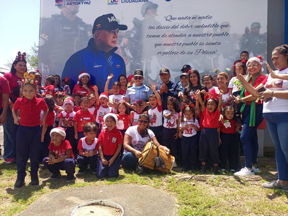 PoliMonagas inicia la temporada festiva con parrandón infantil y entrega de juguetes