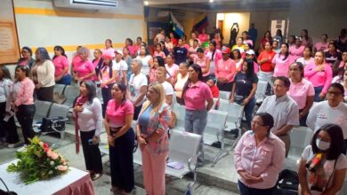 Foro “Tócate para vivir” concientiza en Ezequiel Zamora sobre la detección temprana del cáncer de mama