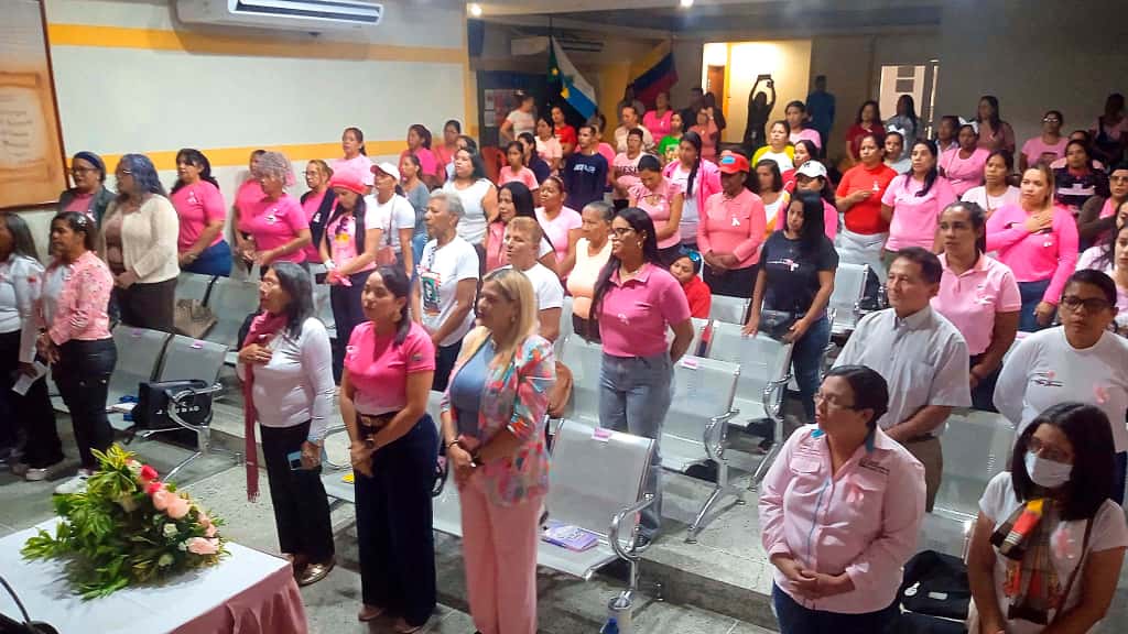 Foro “Tócate para vivir” concientiza en Ezequiel Zamora sobre la detección temprana del cáncer de mama