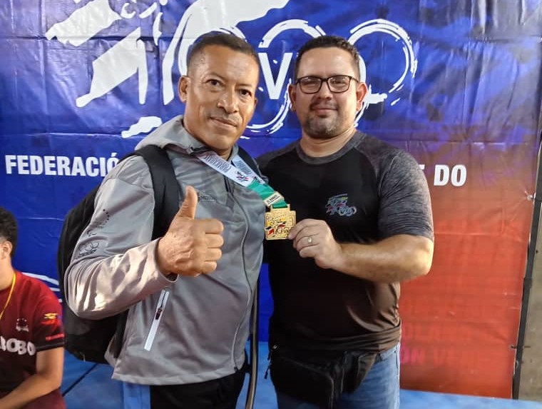 Monaguense Dany Rosales gana oro en el campeonato nacional de parakarate
