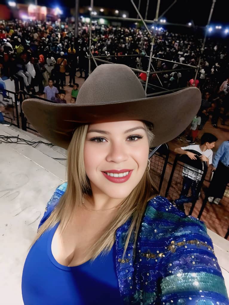 María Cristina Cova: destaca entre las mejores voces estilizadas del joropo
