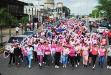 Con caminata de 3K conmemoran el Día de la Lucha Contra el Cáncer de Mama en Ezequiel Zamora