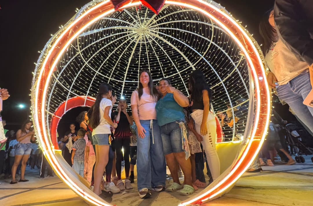 Llega la Navidad a la Plaza de Barrio Bolívar en Maturín