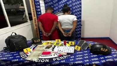 Dos personas capturadas con 124 gramos de marihuana y 49 envoltorios de cocaína en Aragua