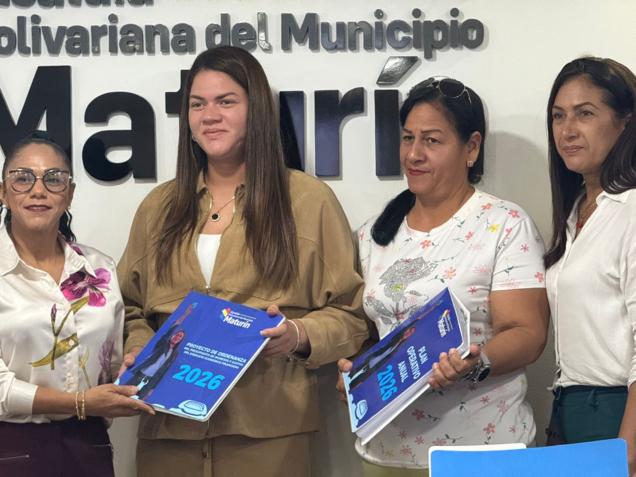 Alcaldesa Ana Fuentes entrega Presupuesto 2026 al Concejo Municipal de Maturín.