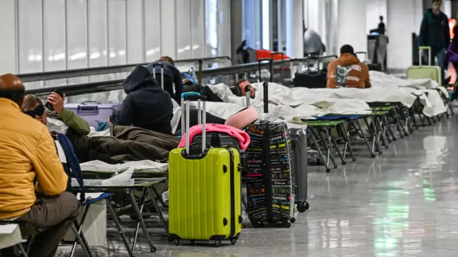 Alerta por drones obliga a Munich a suspender vuelos que afecta a 3 mil pasajeros