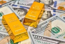 El oro se dispara por encima de los 4.300 dólares
