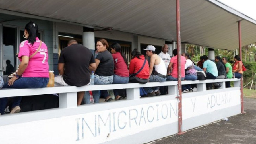 Trinidad y Tobago deportará a 200 inmigrantes venezolanos