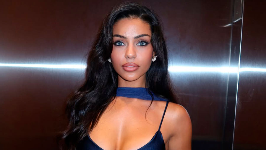 Influencer Dina Khalil estuvo al borde de la ceguera permanente por una cirugía de cambio de color de ojos