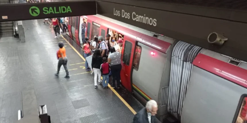 Hombre de 72 años sobrevive tras lanzarse a los rieles del metro de caracas