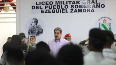 El presidente Maduro asegura que Venezuela tiene miles de operadores de misiles Igla-S en "la última montaña"