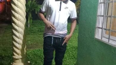 ¡Eran primos! Un adolescente muerto y otro herido deja choque de moto en Caripito