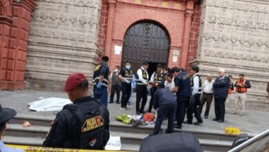 Una mujer muere y cuatro personas resultan heridas tras caerles la cornisa de una iglesia