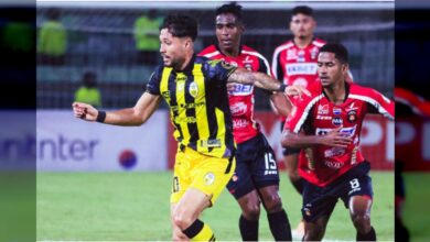 Carabobo golea 4-0 y le quita el liderato al Caracas FC